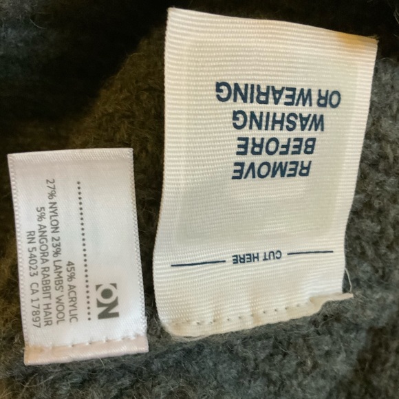 Woman’s hooded cardigan 🍂NWOT🍂 - Picture 5 of 6